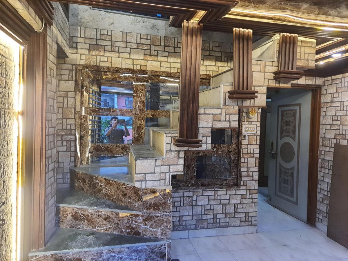 Divine Hotel & Banquet Hall Бопал Екстериор снимка