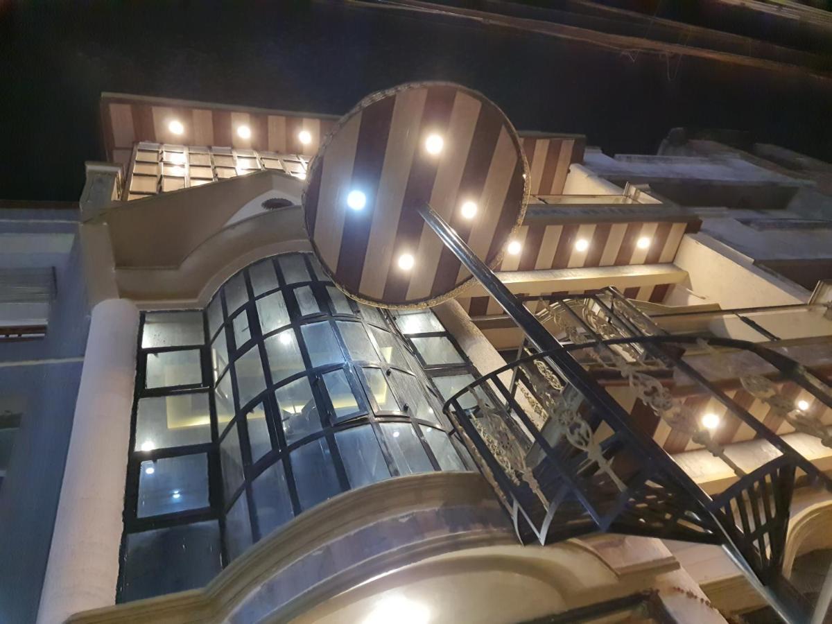Divine Hotel & Banquet Hall Бопал Екстериор снимка